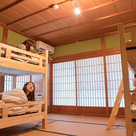 四国旅行のhub拠点 古民家ゲストハウス Heso Camp Miyoshi  Esterno foto