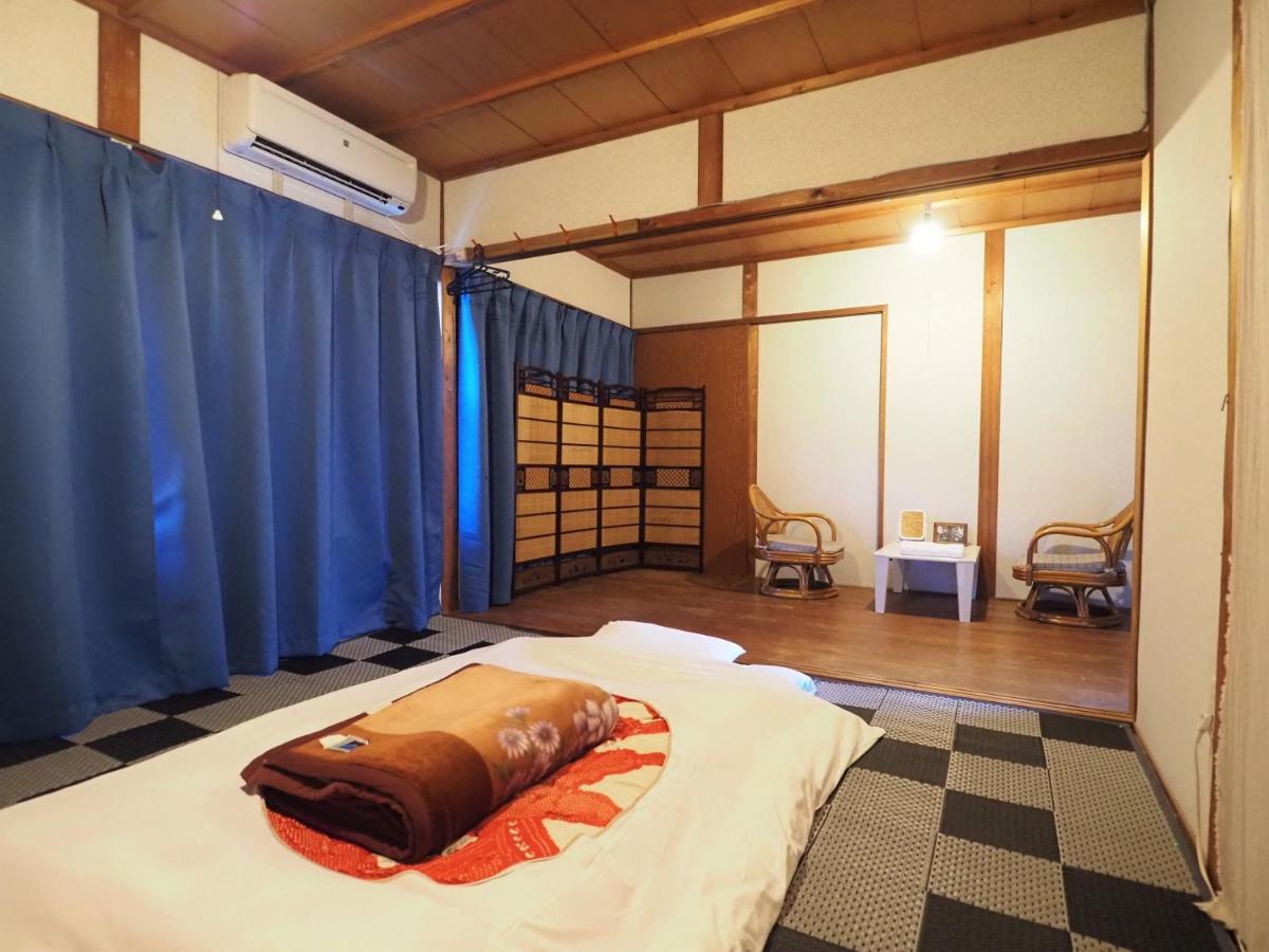 四国旅行のhub拠点 古民家ゲストハウス Heso Camp Miyoshi  Esterno foto