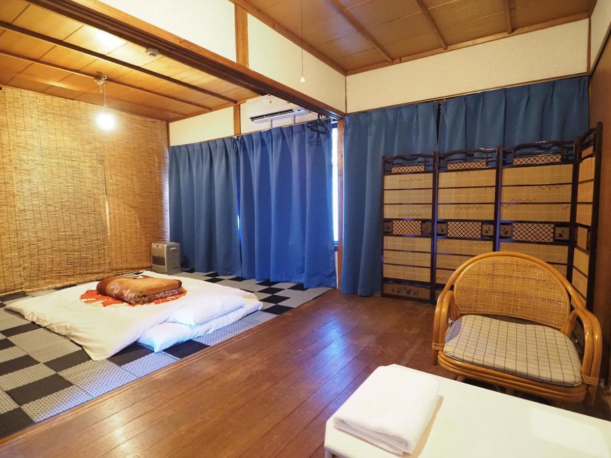 四国旅行のhub拠点 古民家ゲストハウス Heso Camp Miyoshi  Esterno foto