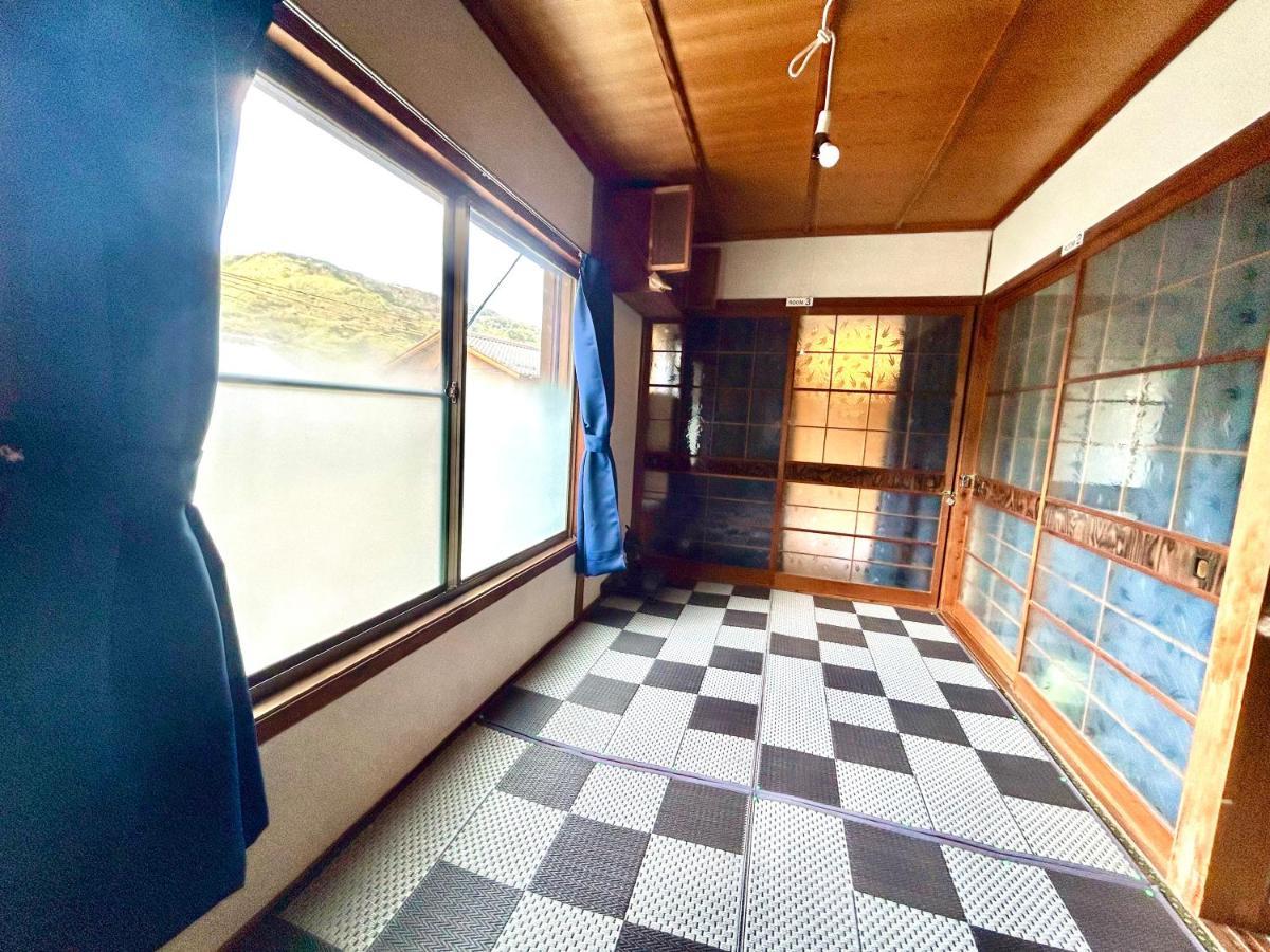 四国旅行のhub拠点 古民家ゲストハウス Heso Camp Miyoshi  Esterno foto