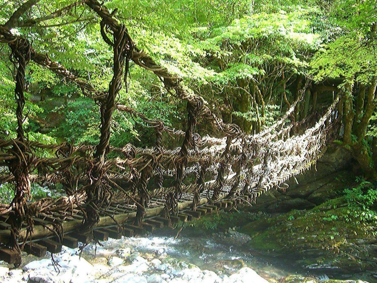四国旅行のhub拠点 古民家ゲストハウス Heso Camp Miyoshi  Esterno foto