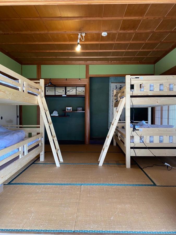 四国旅行のhub拠点 古民家ゲストハウス Heso Camp Miyoshi  Esterno foto